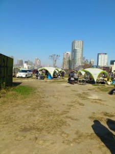会場